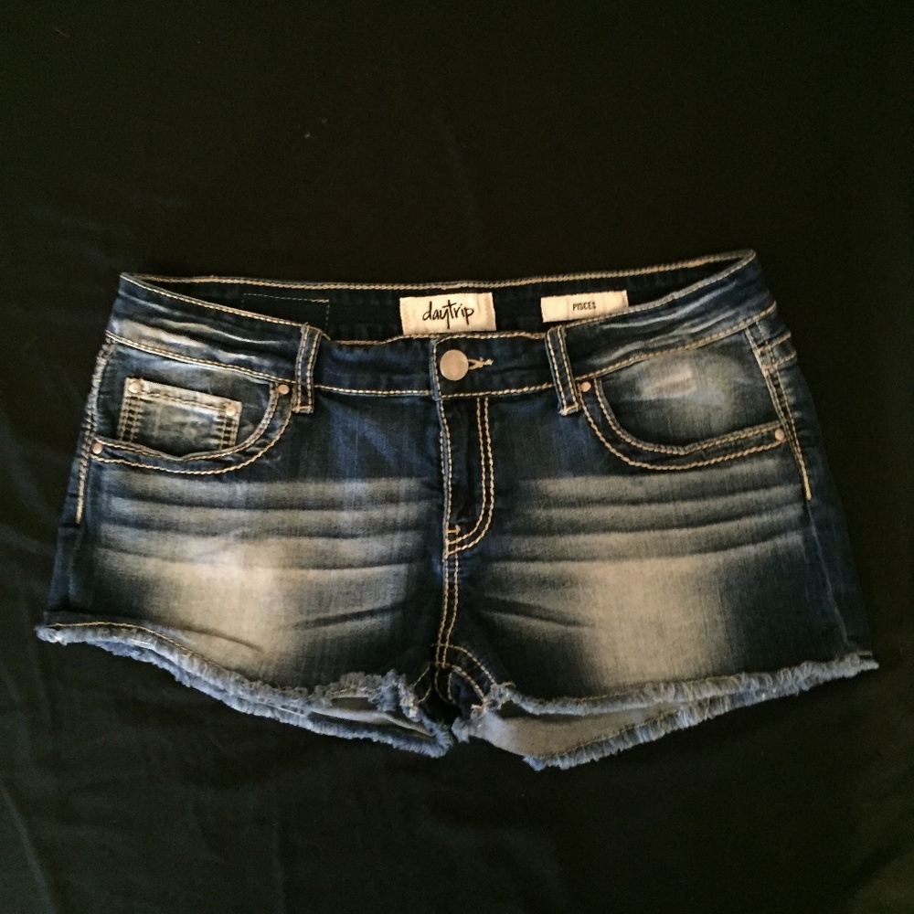 30% off bundles of 2 or more items ❤👗❤✨ - Picture 6 of 8